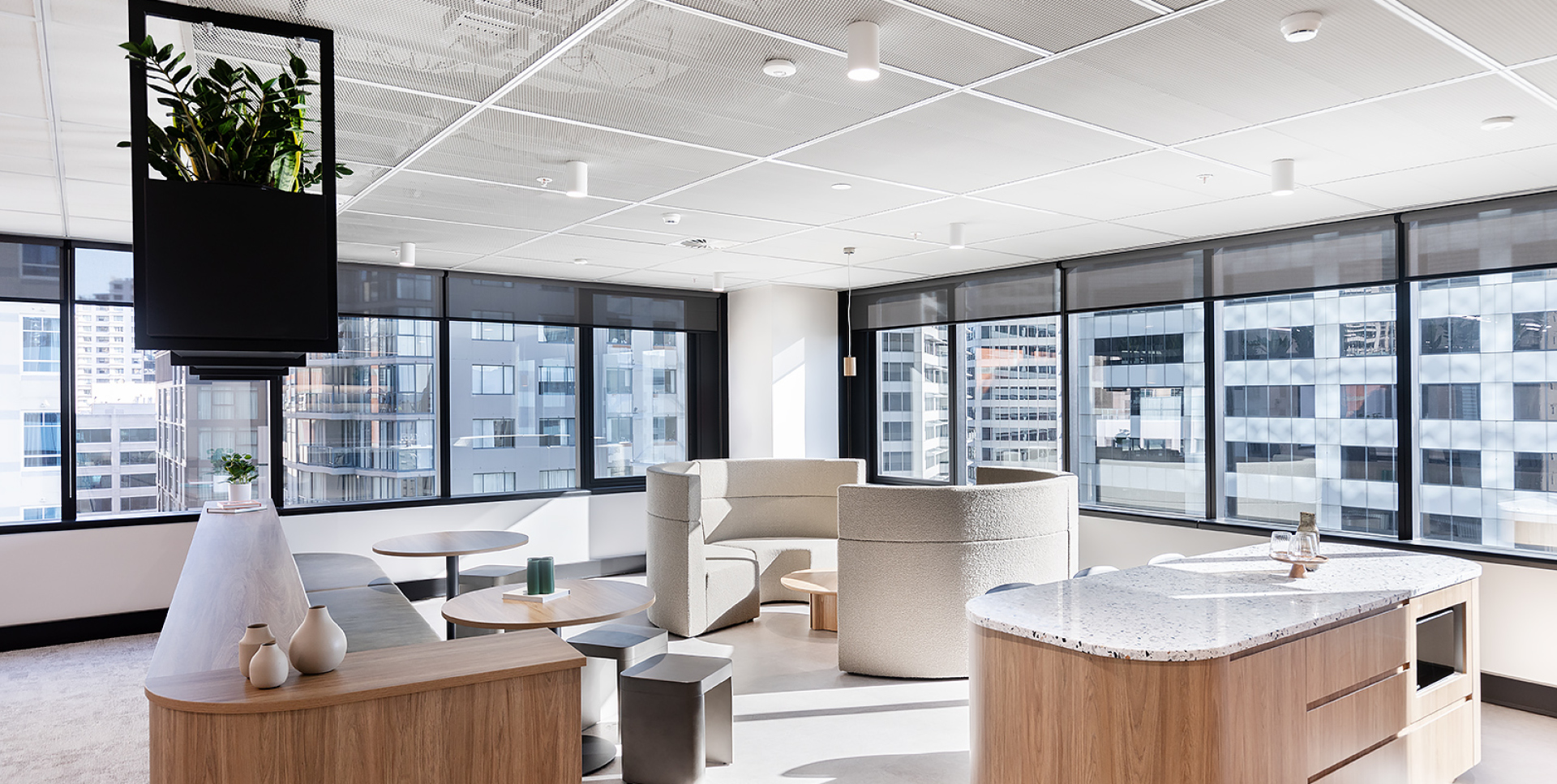 Enterprise 200 mesh ceiling in office breakout space