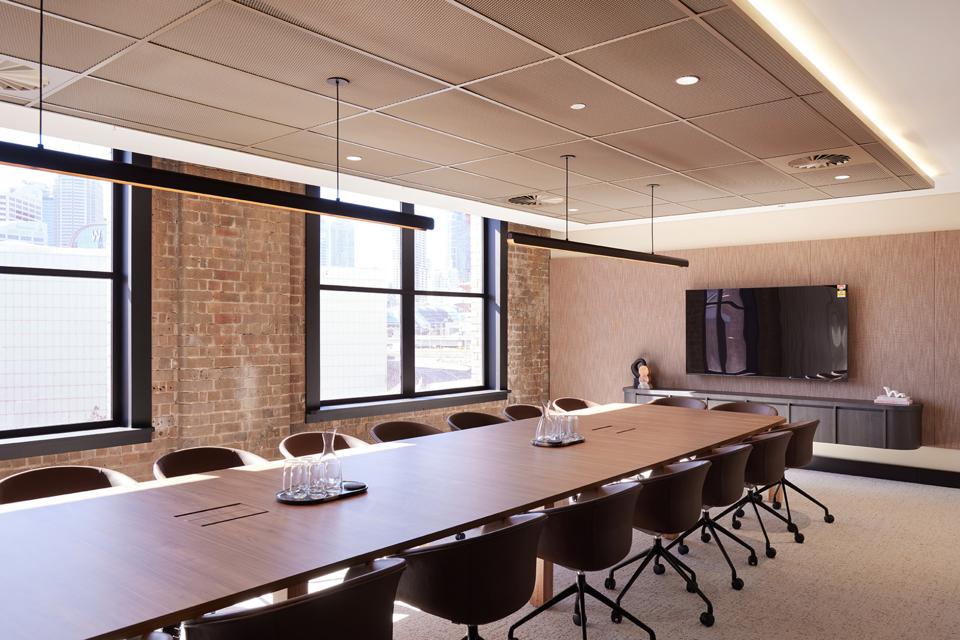 Enterprise Mesh metal panel ceiling installed at 235 Pyrmont St, Level 5 spec suite