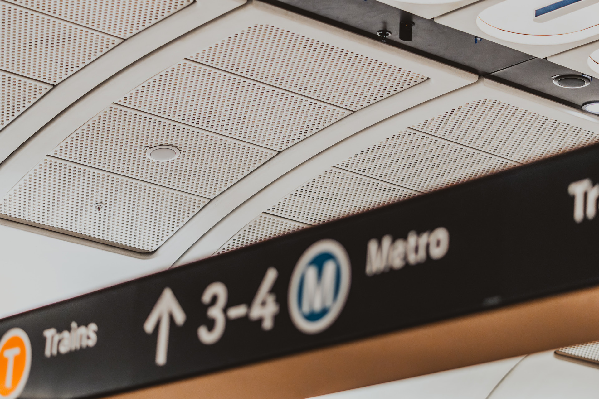 Martin Place Metro Station. Enterprise Architectural Vaulted Ceiling System.